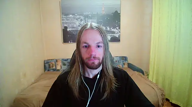 AdamDickens webkamerás műsora