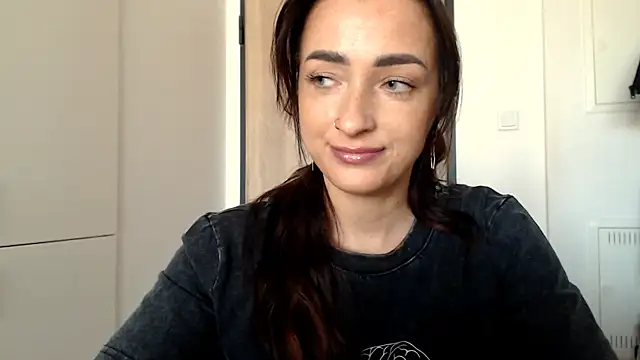 LorenneRose Adlı Modelin Canlı XXX Sohbeti