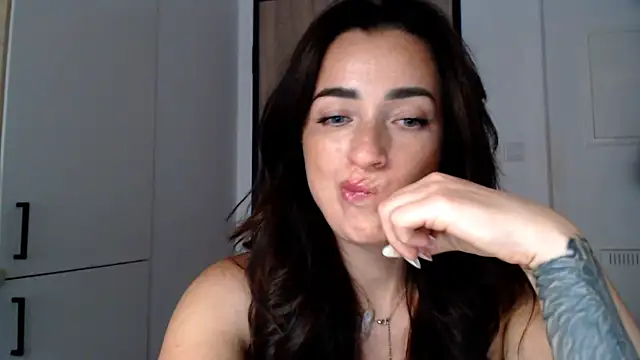 LorenneRose's Live XXX Chat
