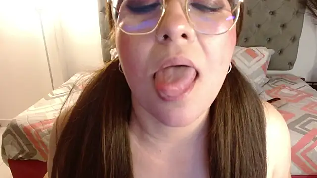 lindsay_taylorjoy Шоу с уебкамера