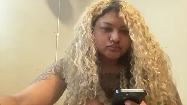 Tatbaby's Webcam Show