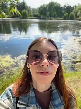 CrystalClean élő XXX-chatje