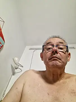 Marlon92700 Webcam show