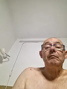 Marlon92700 Show in webcam