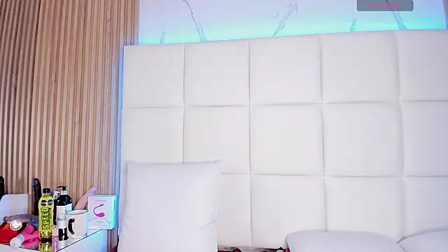 Meloddy_Parkerr_ Chat Room in diretta