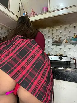 HOTTY-TINA: вебкам-шоу
