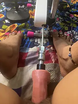 HOTTY-TINA's Webcam Show