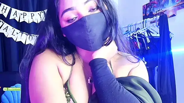 Goddess_niharikaa Webcam Show