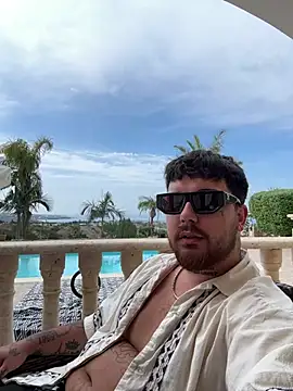 Show modela MrSavagexx na web-kameri