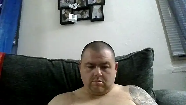 Tricky-Dicky Live XXX Chat