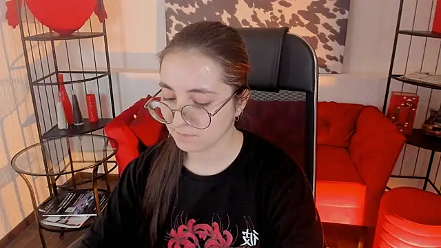VirtuallVoyant Chat XXX live