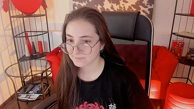 VirtuallVoyant's Live XXX Chat