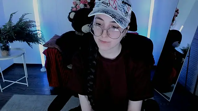 Chat +18 de VirtuallVoyant ao vivo