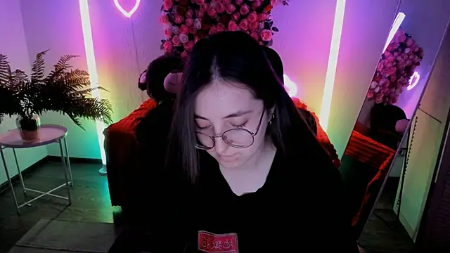 VirtuallVoyant Chat XXX in diretta