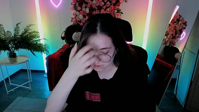 Chatroom XXX en direct de VirtuallVoyant