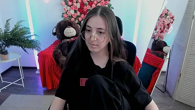 VirtuallVoyant 라이브 XXX 채팅