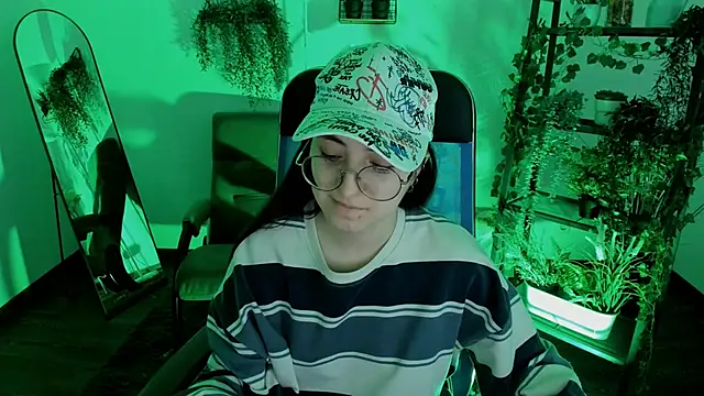 Chatroom XXX en direct de VirtuallVoyant
