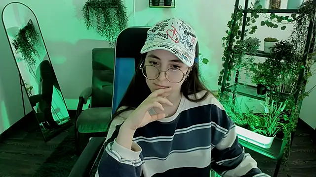 VirtuallVoyant Live XXX-Chat