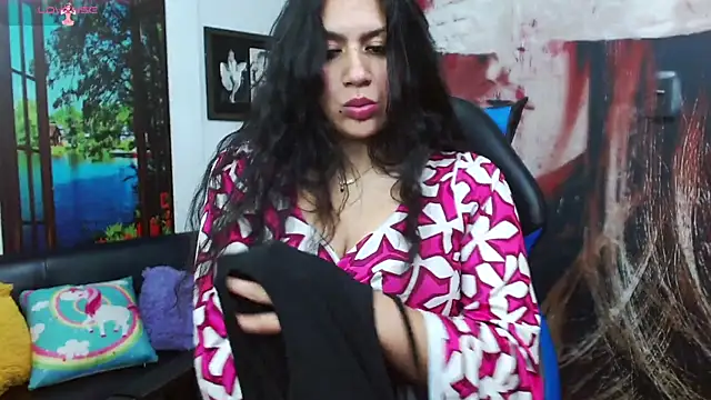 gigi_gilt_'s Live XXX Chat