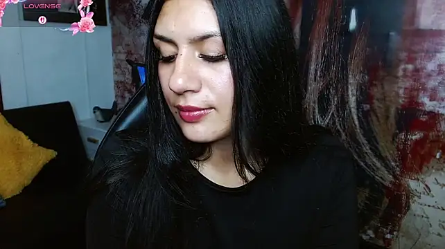 gigi_gilt_'s Webcam Show