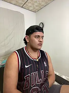 boy_jasson's Webcam Show