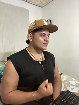boy_jasson Adlı Modelin Web Kamerası Şovu