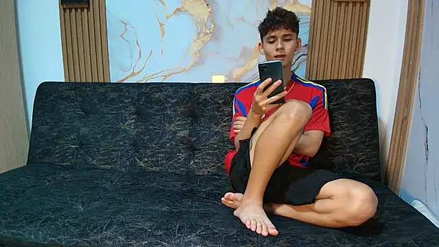 הופעת וובקאם של willy_sexxx18