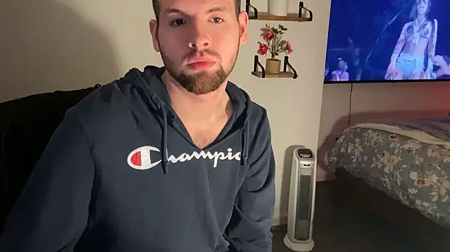 hairyavg Show in webcam