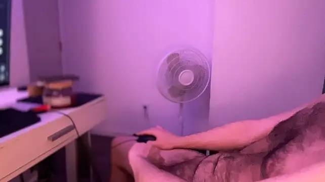 hairyavg Шоу с уебкамера