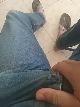 הופעת וובקאם של svvagesexyy
