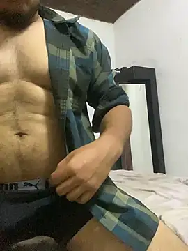 Vicporn0398's Webcam Show