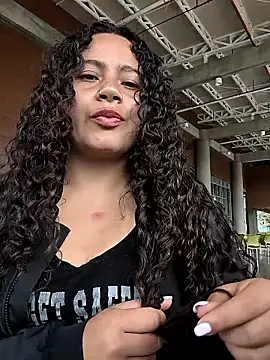 Yaya_watson's Webcam Show