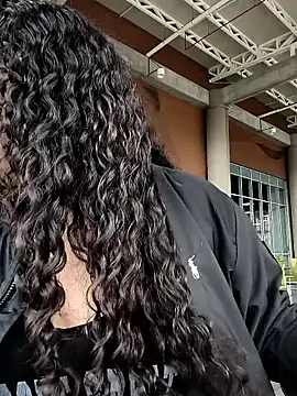 Yaya_watson – Kamerová šou