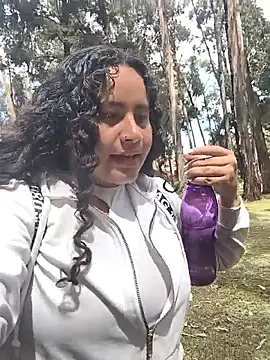 Yaya_watson's Webcam Show