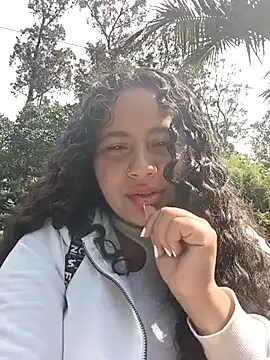 Yaya_watson's Webcam Show