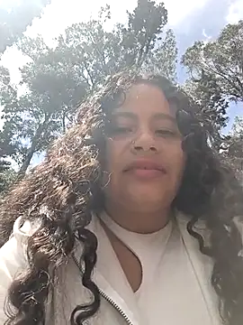 Yaya_watson Webcam show