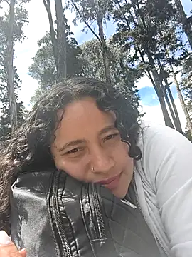 Yaya_watson's Webcam Show