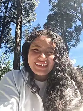 Yaya_watson's Webcam Show