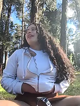 Yaya_watson's Webcam Show