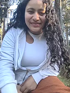 Yaya_watson's Webcam Show