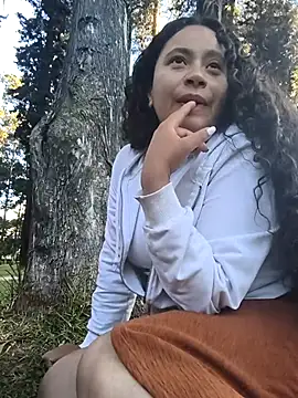 Yaya_watson's Webcam Show