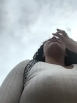 Yaya_watson webkamerás műsora