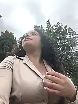 Yaya_watson's Webcam Show