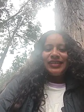 Yaya_watsonのウェブカメラショー