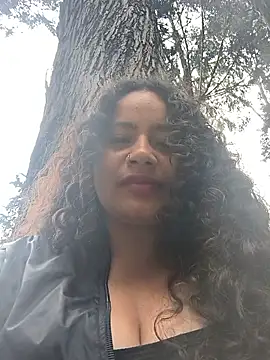 Yaya_watson's Webcam Show