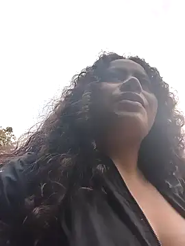 Yaya_watson Adlı Modelin Web Kamerası Şovu