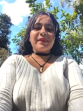 Yaya_watson webcam show