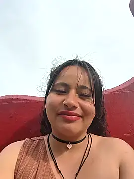 Yaya_watson 在線直播表演