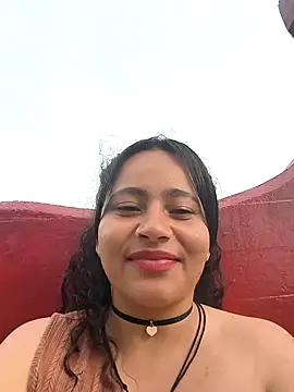 Yaya_watson Pertunjukan Webcam