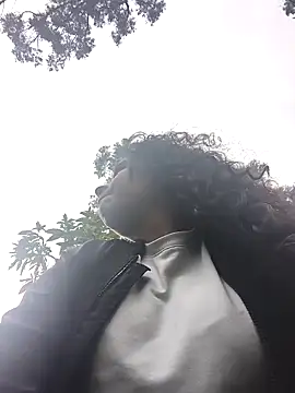 Yaya_watson 在線直播表演